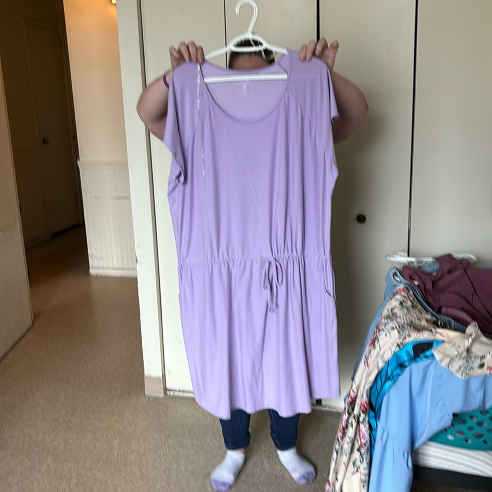 Dress size 2x purple does not fit